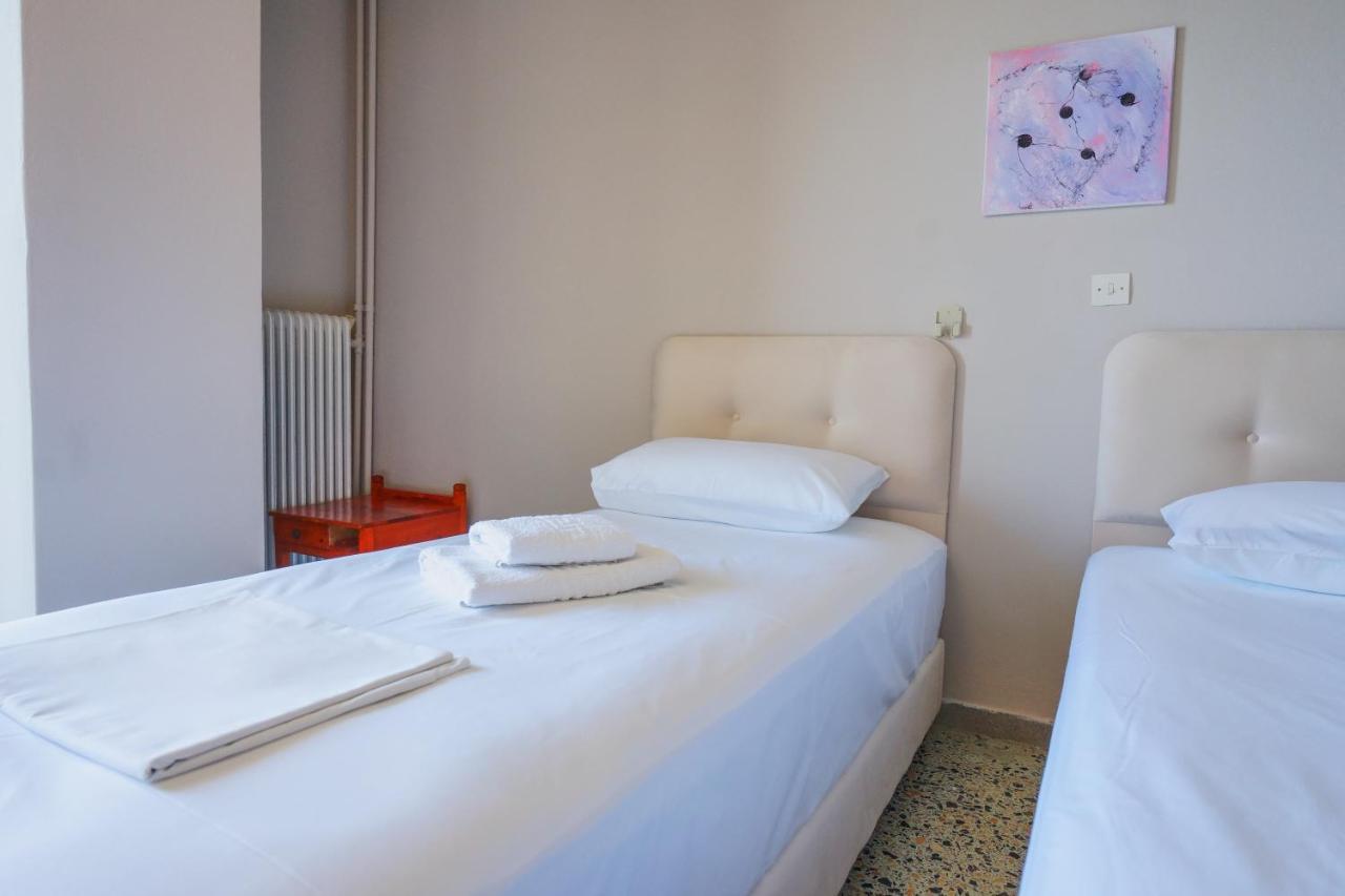 Hotel Korfos - Ξενοδοχείο Κόρφος Renovated Luaran gambar