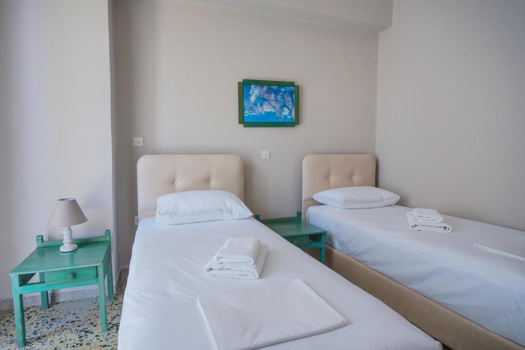Hotel Korfos - Ξενοδοχείο Κόρφος Renovated Luaran gambar