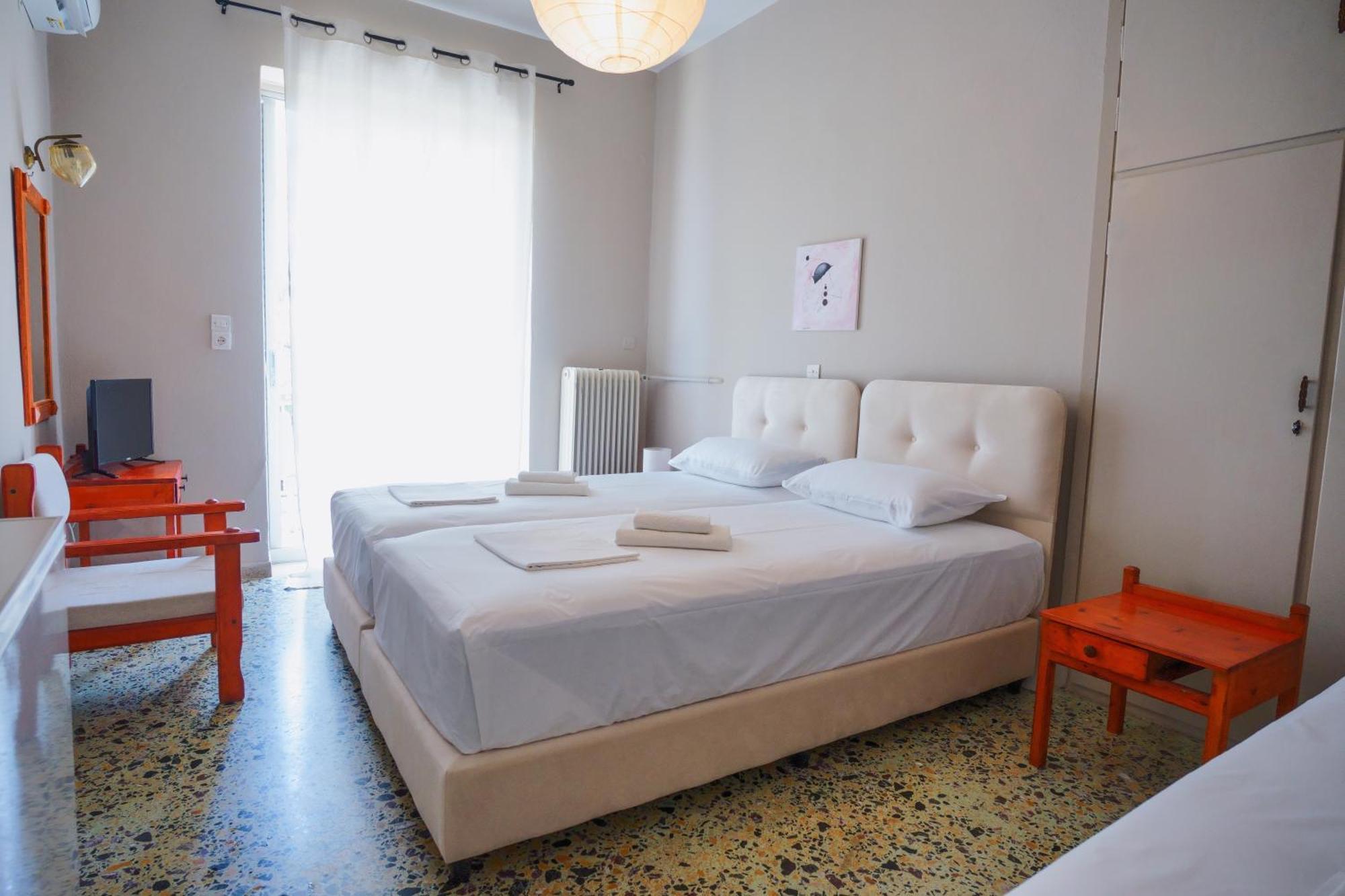 Hotel Korfos - Ξενοδοχείο Κόρφος Renovated Luaran gambar