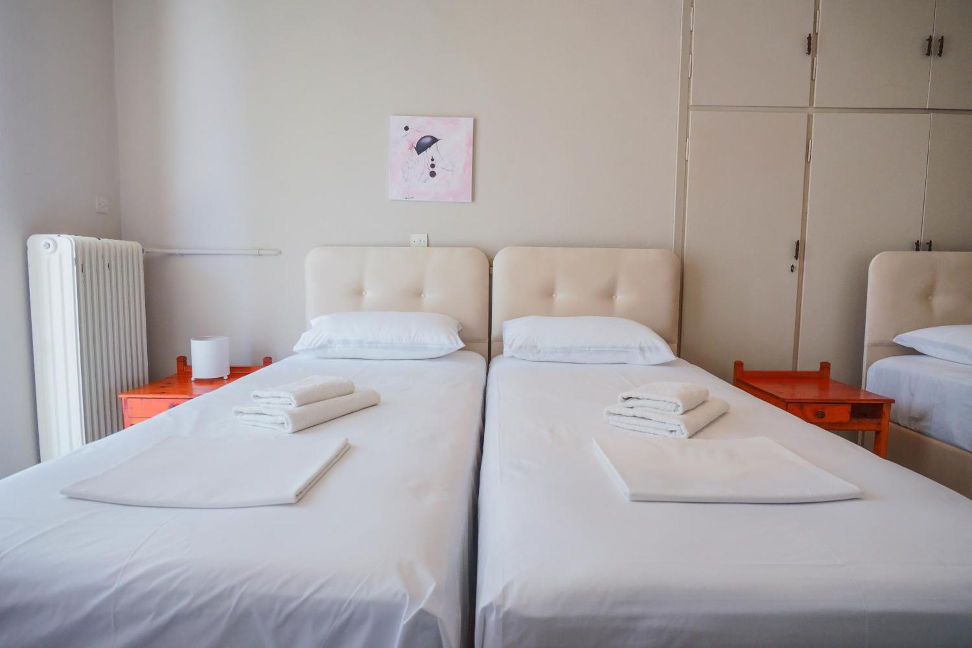 Hotel Korfos - Ξενοδοχείο Κόρφος Renovated Luaran gambar