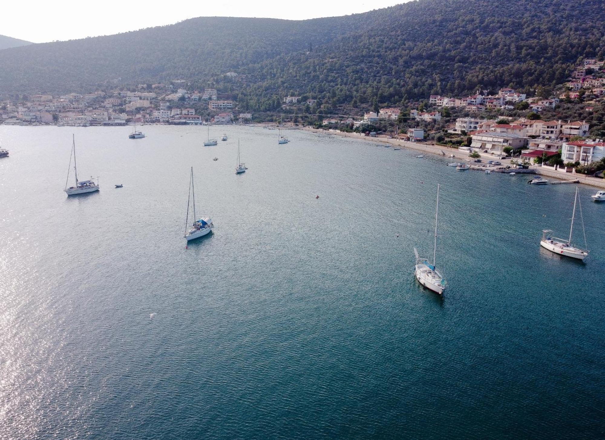 Hotel Korfos - Ξενοδοχείο Κόρφος Renovated Luaran gambar